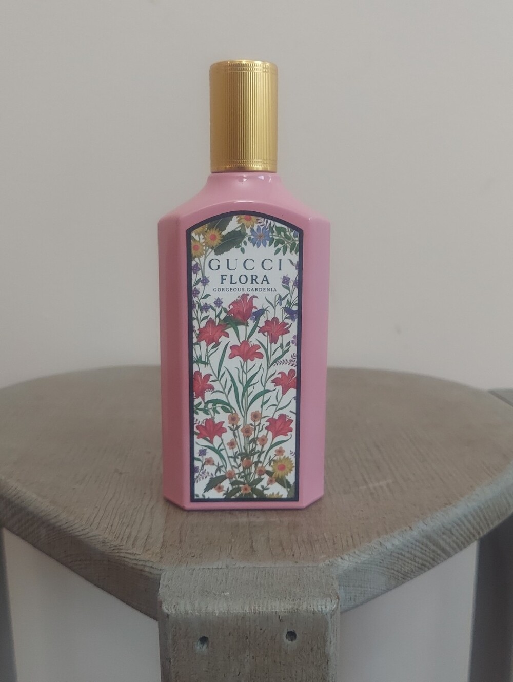 Gucci Flora Gorgeous Gardenia Body Lotion - Pink & Gold Accent